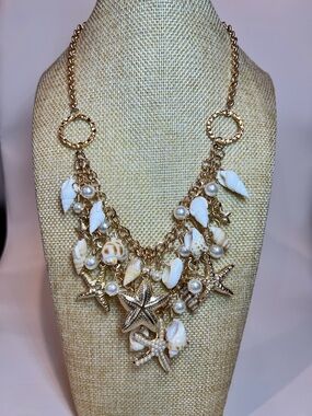 Gold Tone Beach Charm Statement Necklace Shell Pearl Sea Life Adjustable 18" NEW